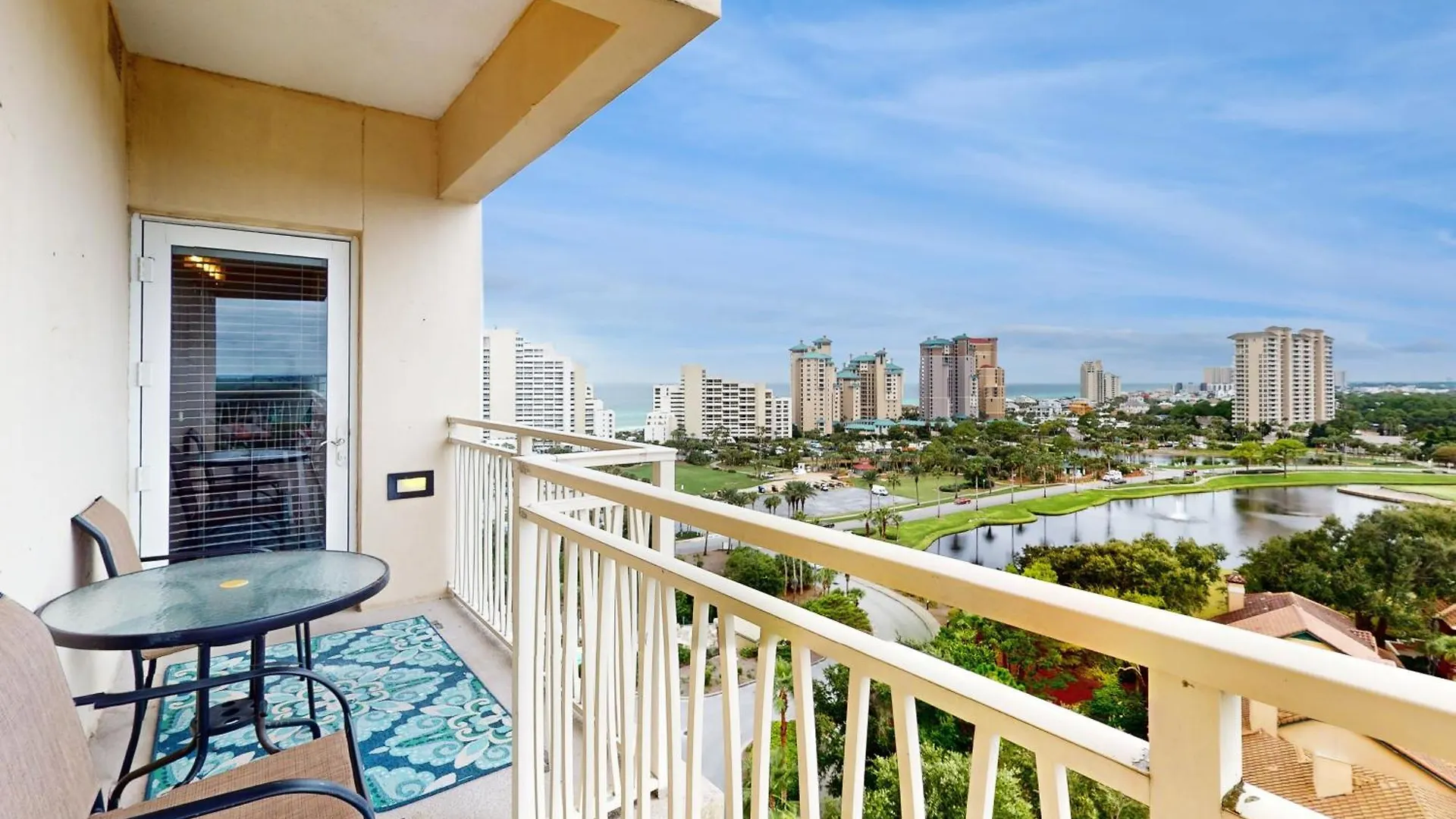 Luau 7010 Apartment Destin